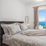 Luxury Beachfront Sensation Ciovo With Pool & Jacuzzi Villa *