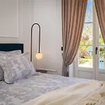 Luxury Beachfront Sensation Ciovo With Pool & Jacuzzi *