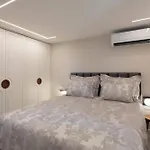 Luxury Beachfront Sensation Ciovo With Pool & Jacuzzi Villa *